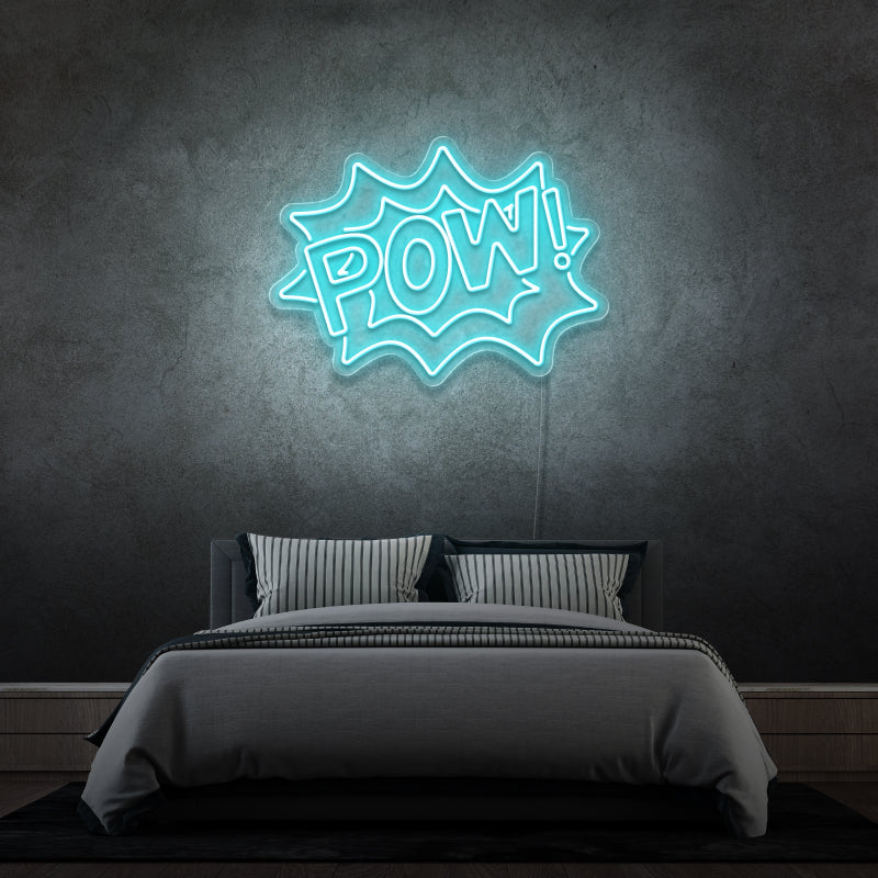 POW' par Margot - signe en néon LED